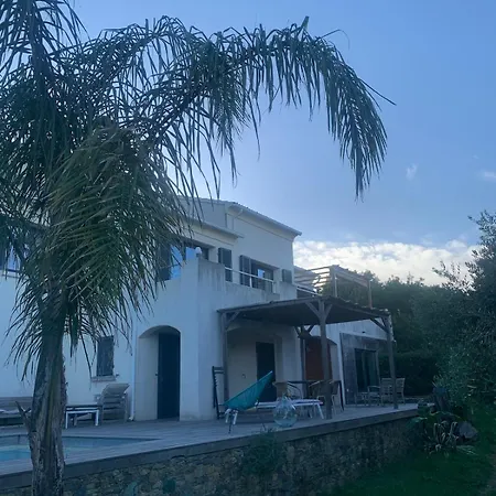De Casa Di L Onda Piscine Partagee * Biguglia (Corsica)